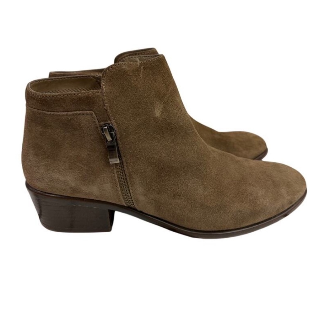 AEROSOLS Women’s Sued ankle boot Size 9 # Box M950